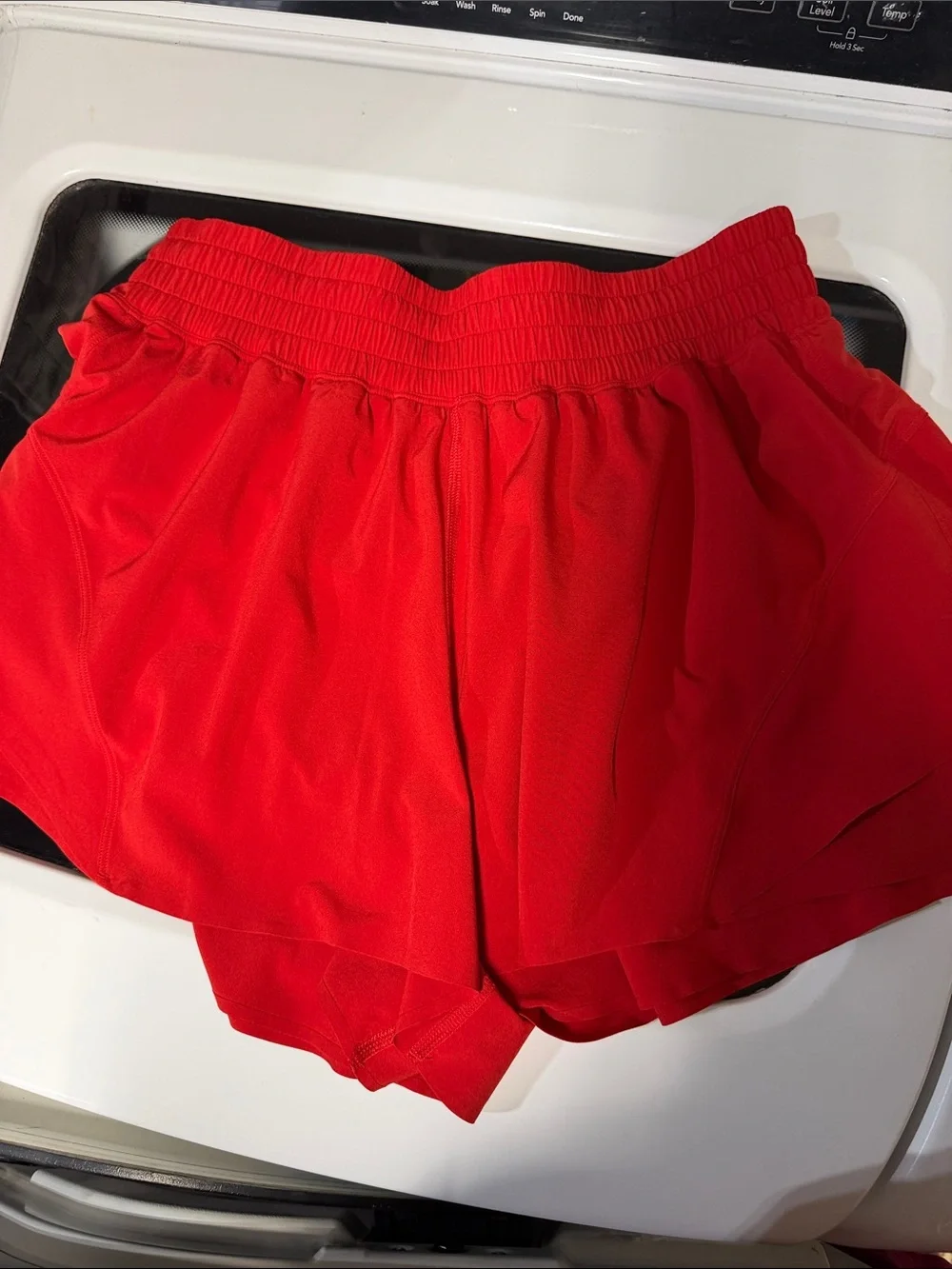Lululemon shake it out short